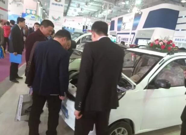 躍迪汽車濟南展盛裝亮相，引領(lǐng)新能源行業(yè)新坐標