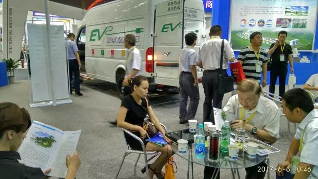 躍迪汽車帶您走進2017絲博會暨21屆西洽會，感受展會盛況