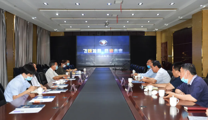 石家莊市政協(xié)副主席閆純鍇到躍迪集團調(diào)研