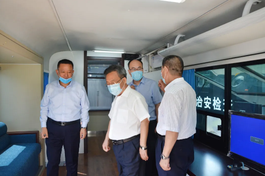 石家莊市政協(xié)副主席閆純鍇到躍迪集團調(diào)研