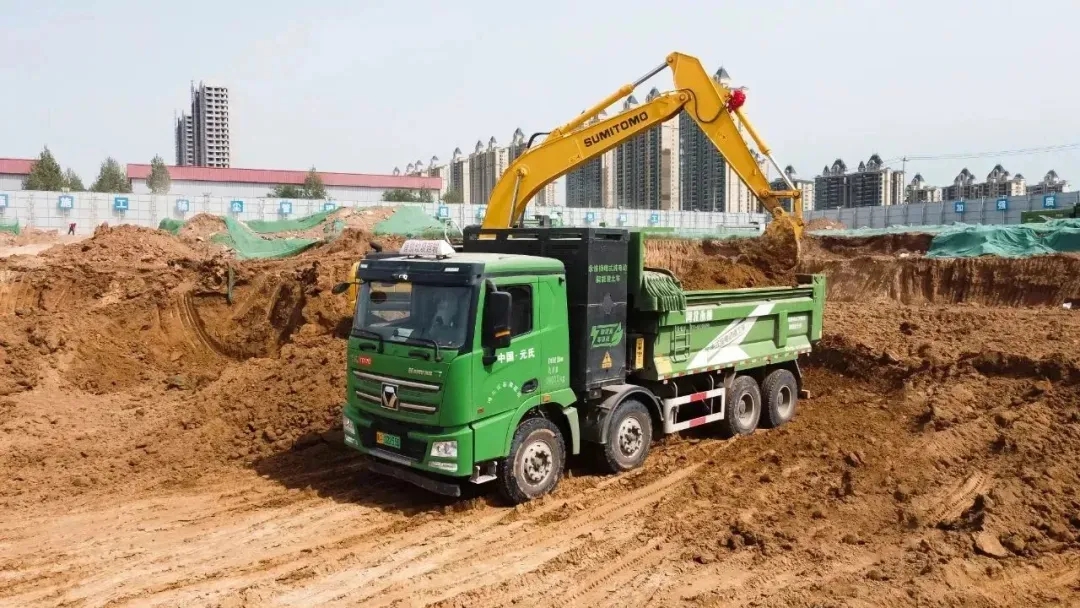 性能無敵，綠色出擊-躍迪新能源渣土自卸車
