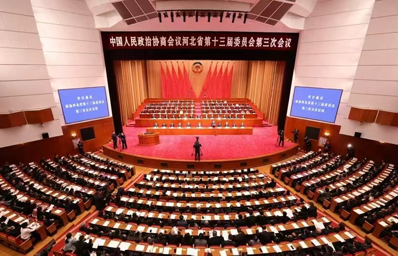 河北省政協(xié)十三屆三次會議開幕：河北省政協(xié)委員、躍迪集團董事長呂洪濤參加會議并接受采訪